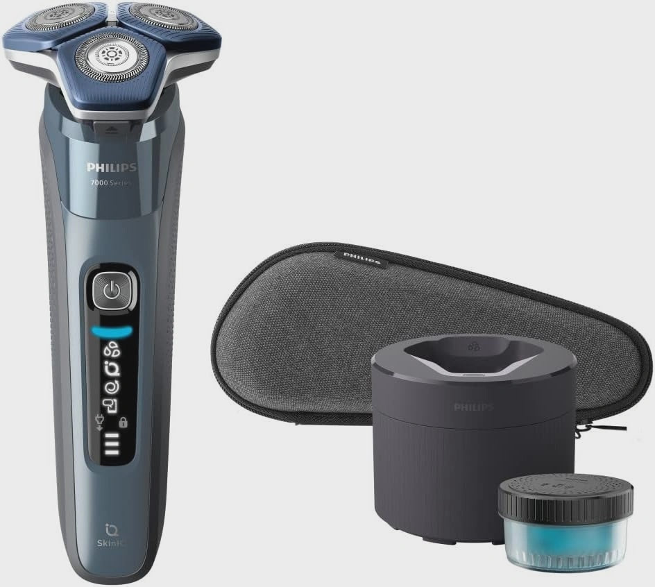 Philips Electric Shaver Series 7000, Wet & Dry with SkinIQ technology & Cable-free Quick Clean Pod, S7882/50