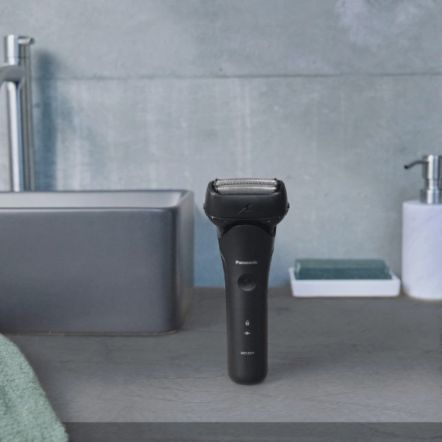 Panasonic 3-Blade Wet & Dry Electric Shaver, Black ES-LT2BK